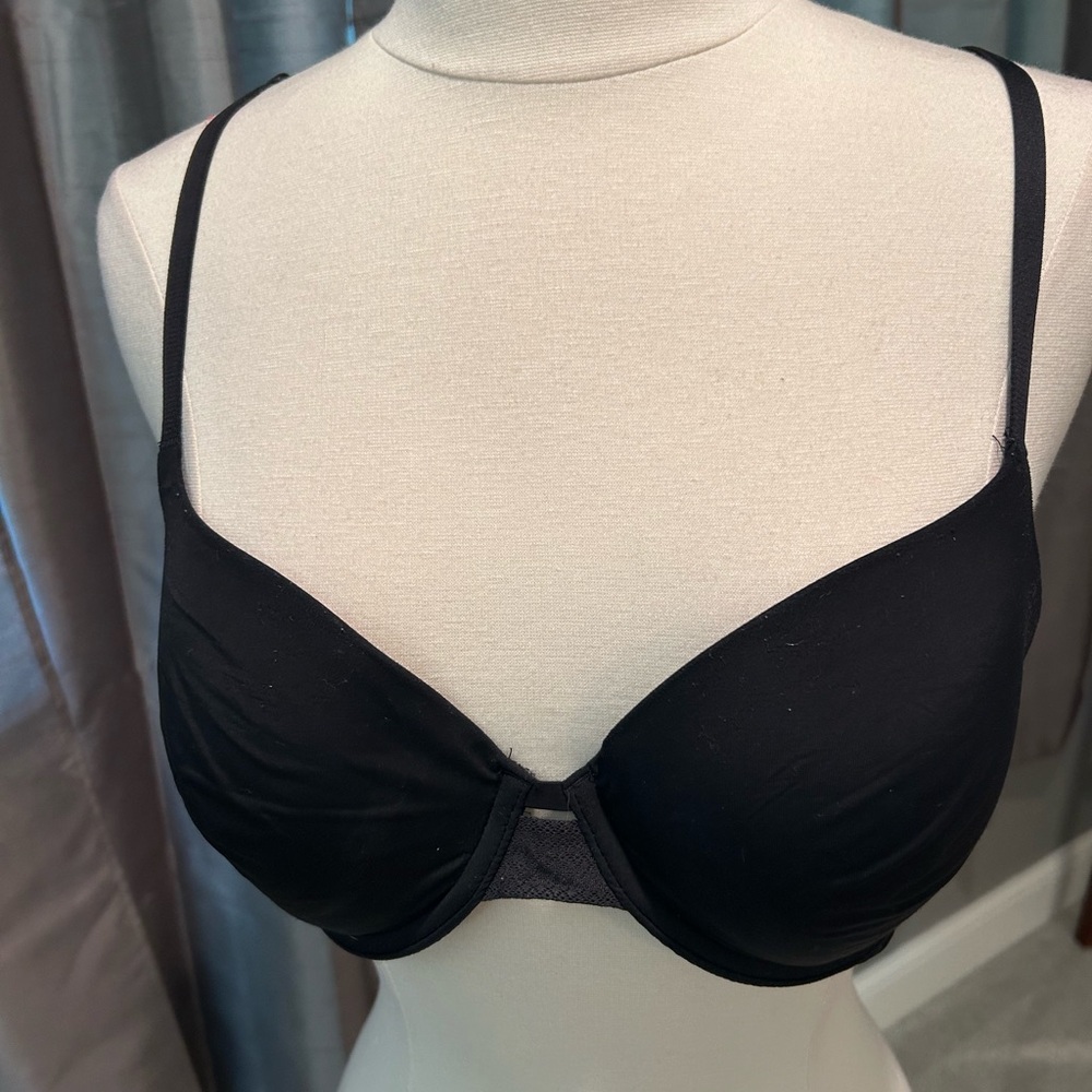 Calvin Klein Classic Black Bra with convertible straps sz 32D